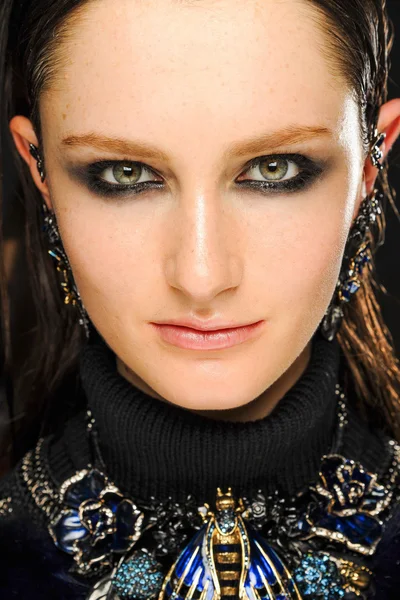 Look 17